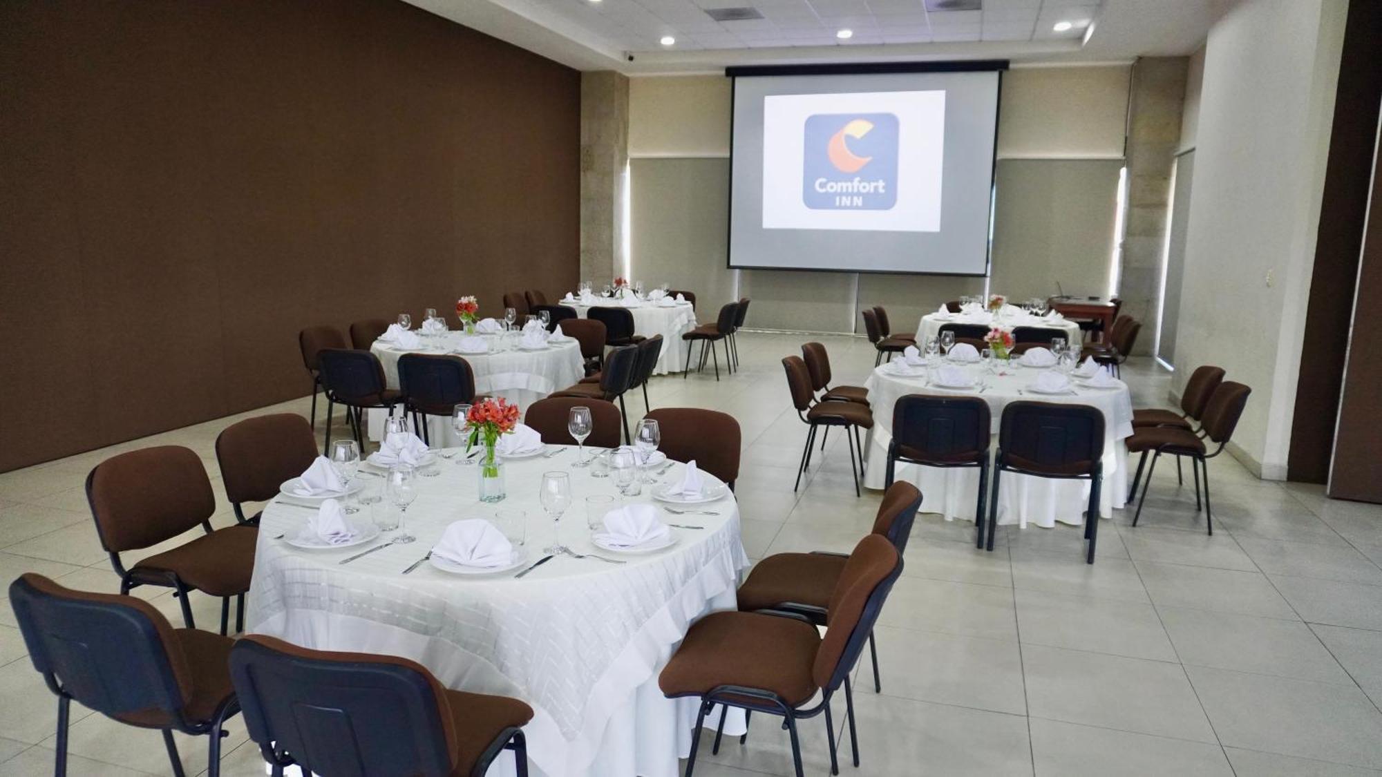 Comfort Inn Córdoba Zewnętrze zdjęcie