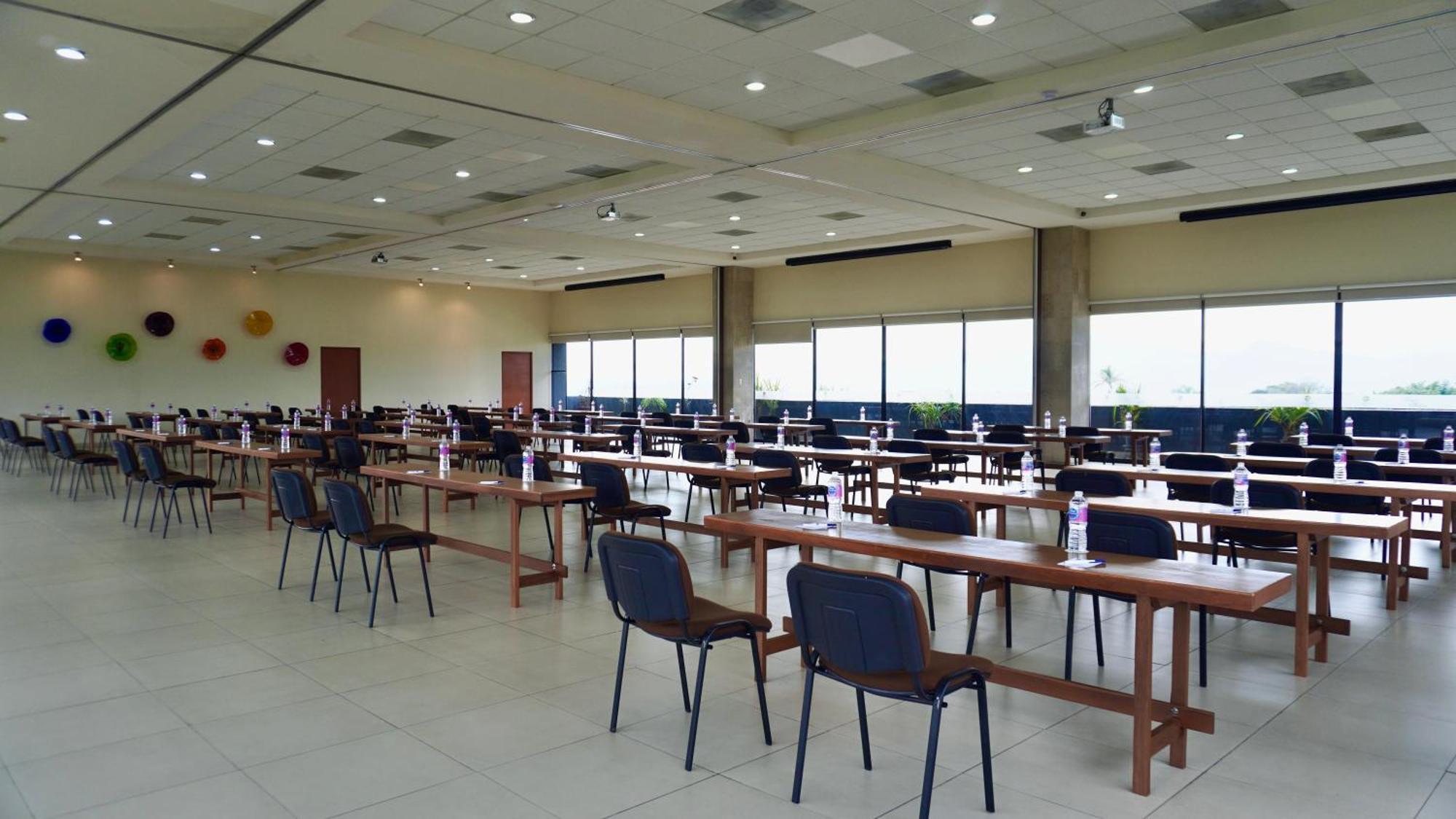 Comfort Inn Córdoba Zewnętrze zdjęcie